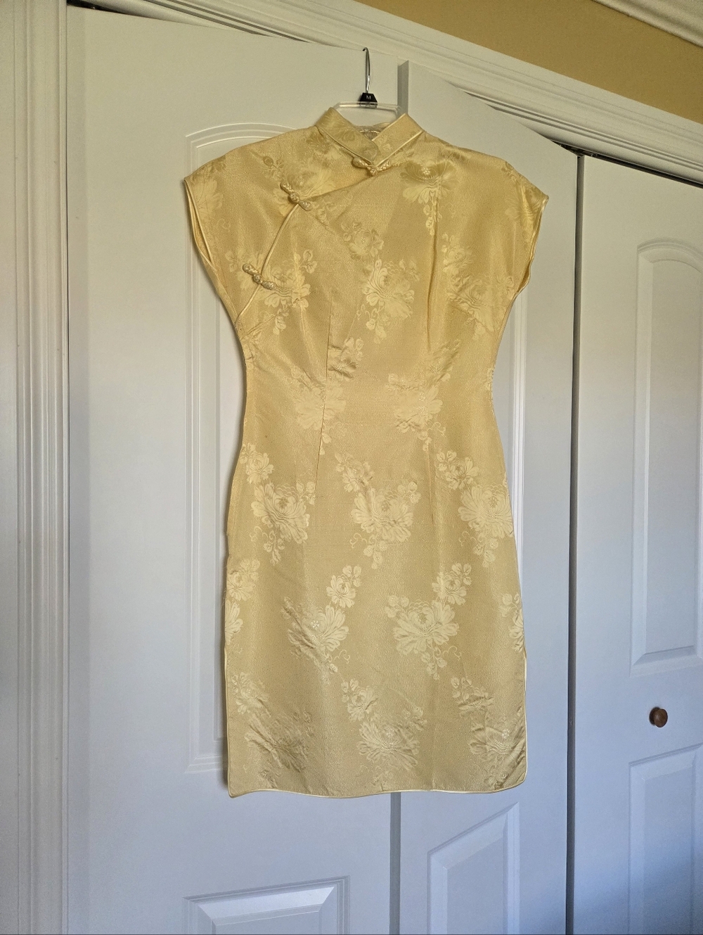 Vintage Yellow Floral Jacquard Midi Cheongsam Dress